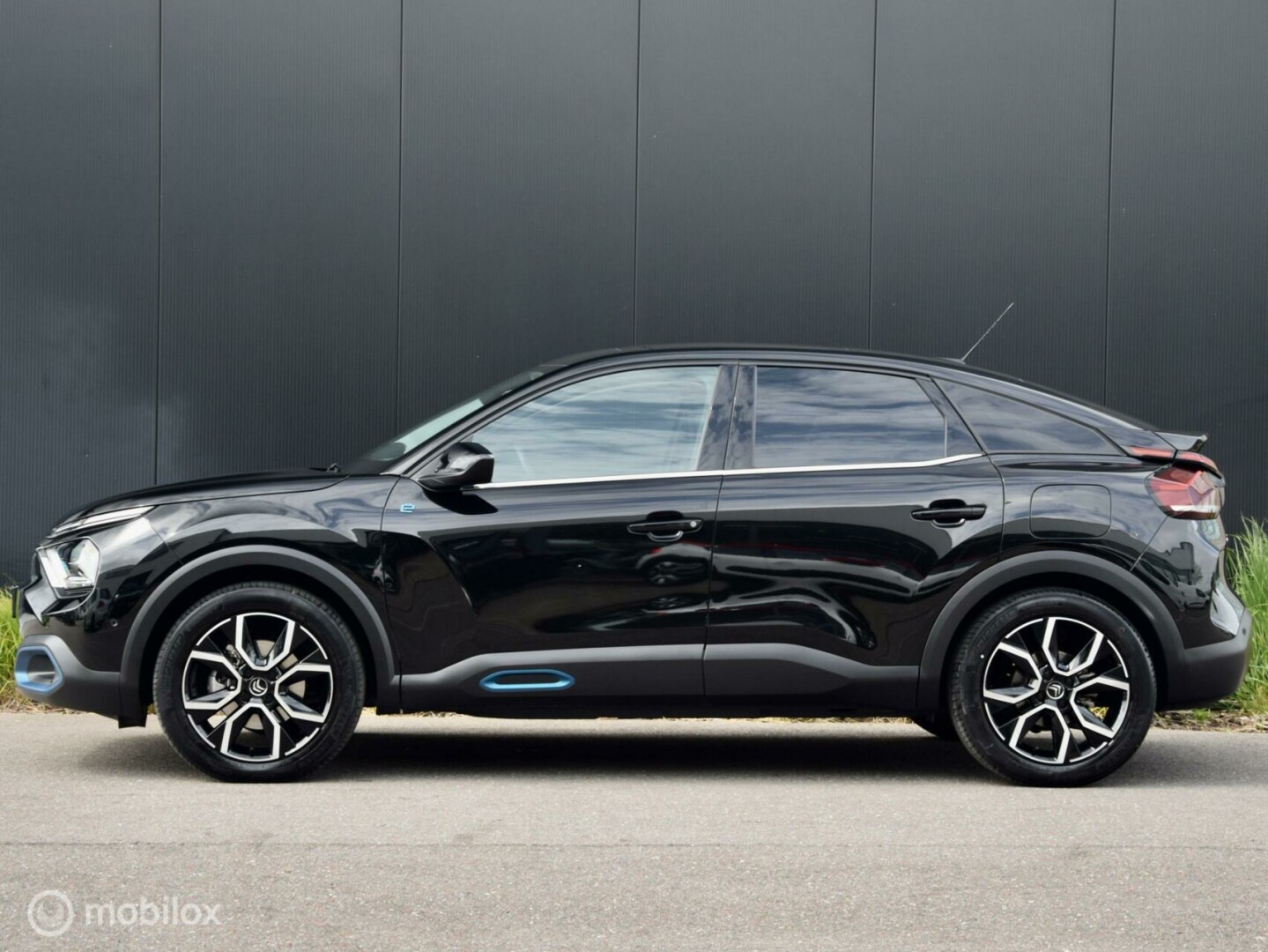 Citroën-Ë-C4-1