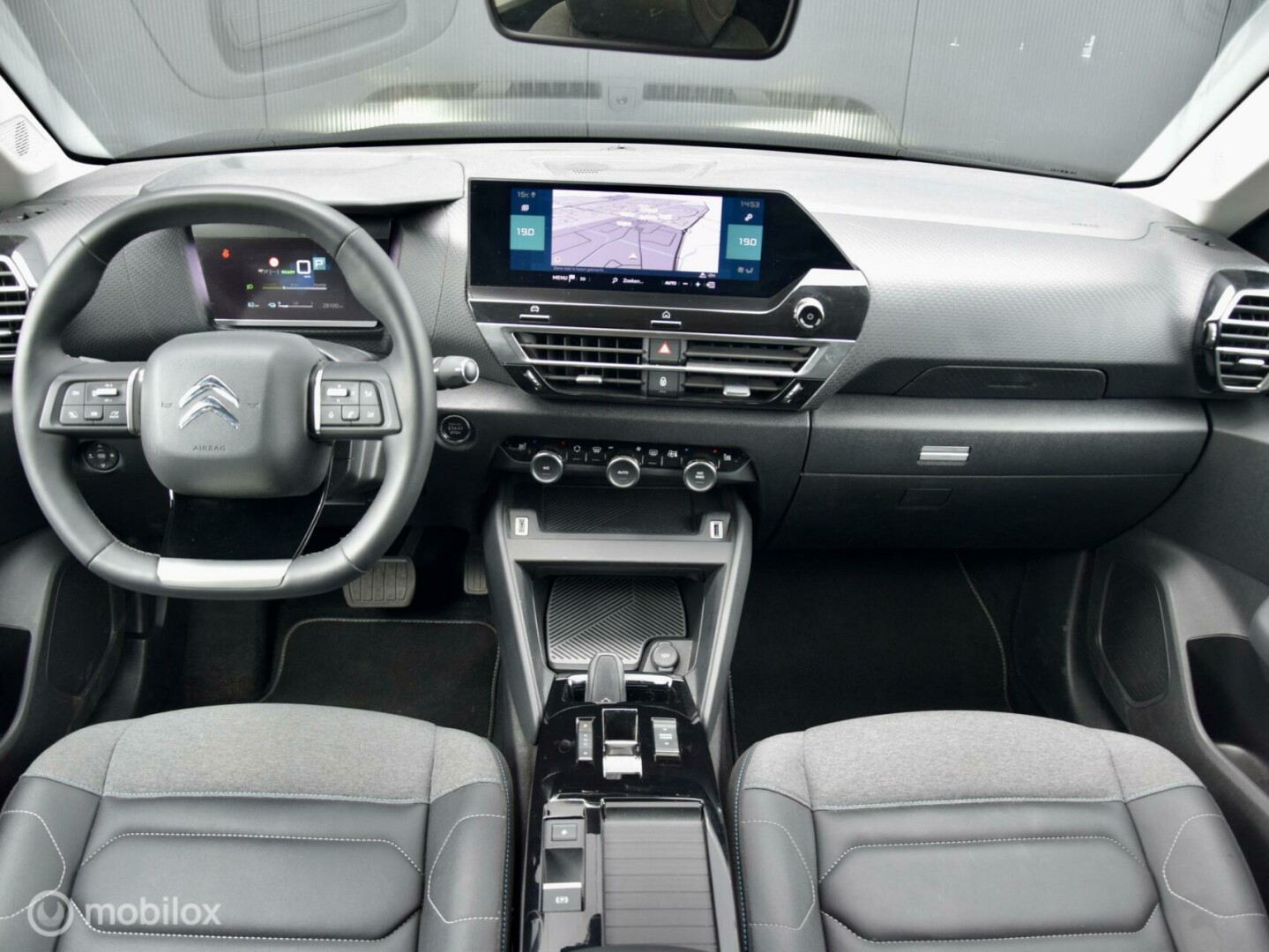 Citroën-Ë-C4-6