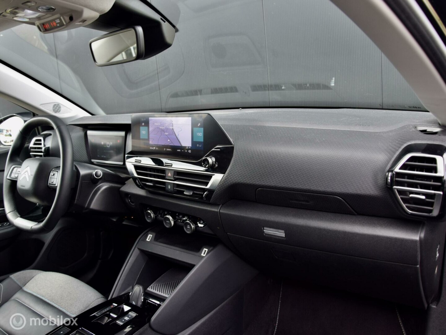 Citroën-Ë-C4-8