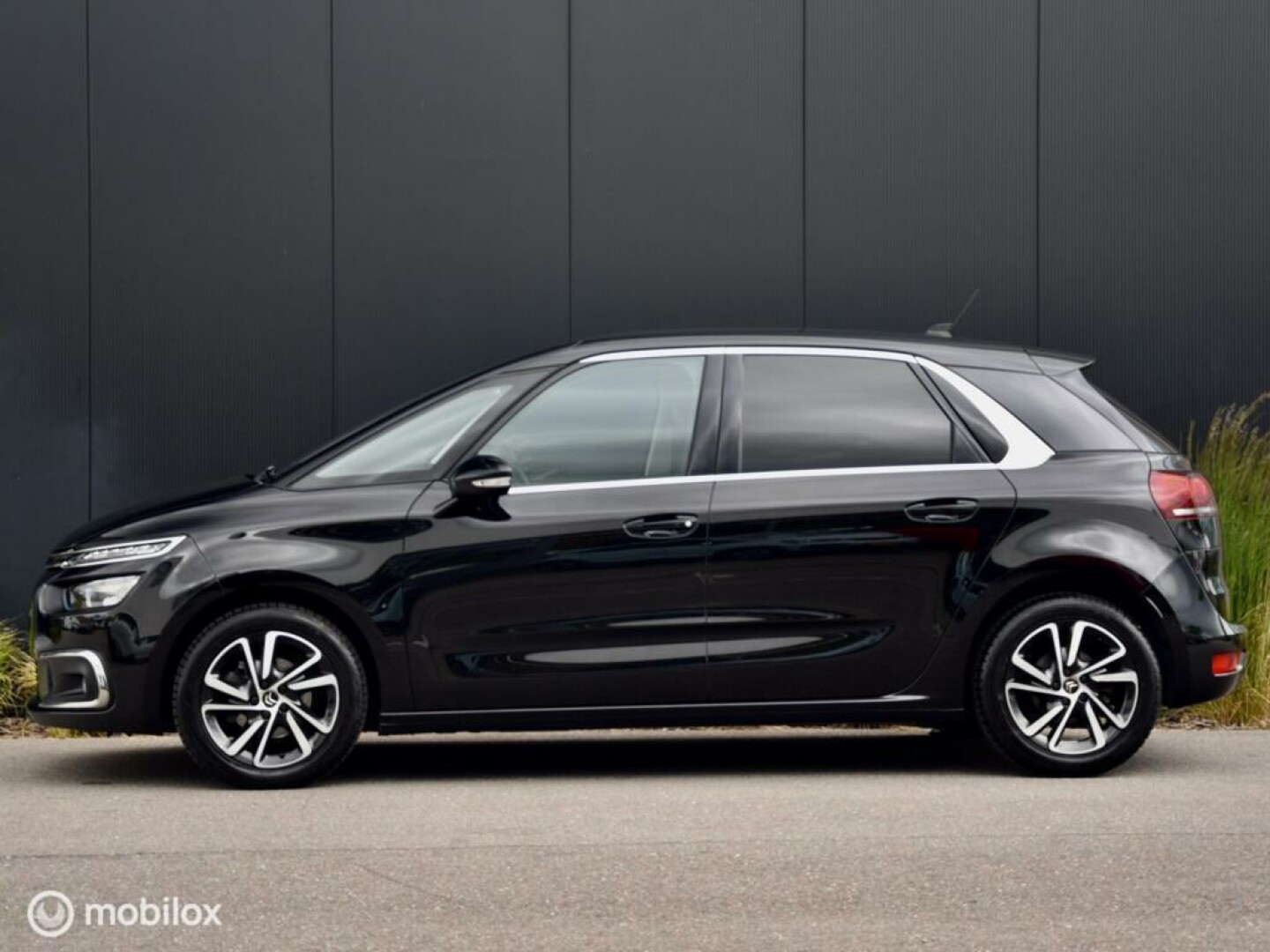 Citroën-C4 Picasso-1