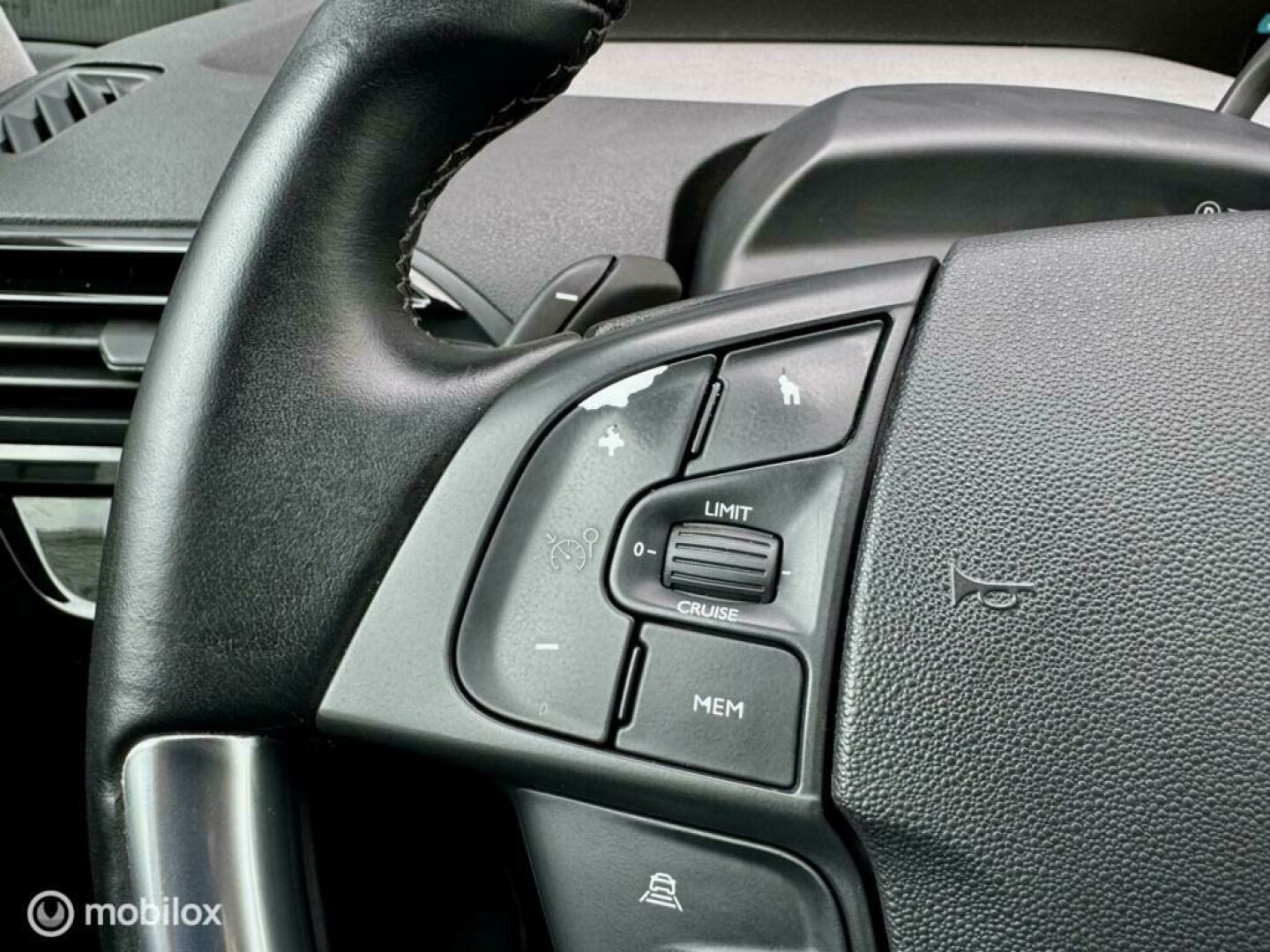 Citroën-C4 Picasso-18