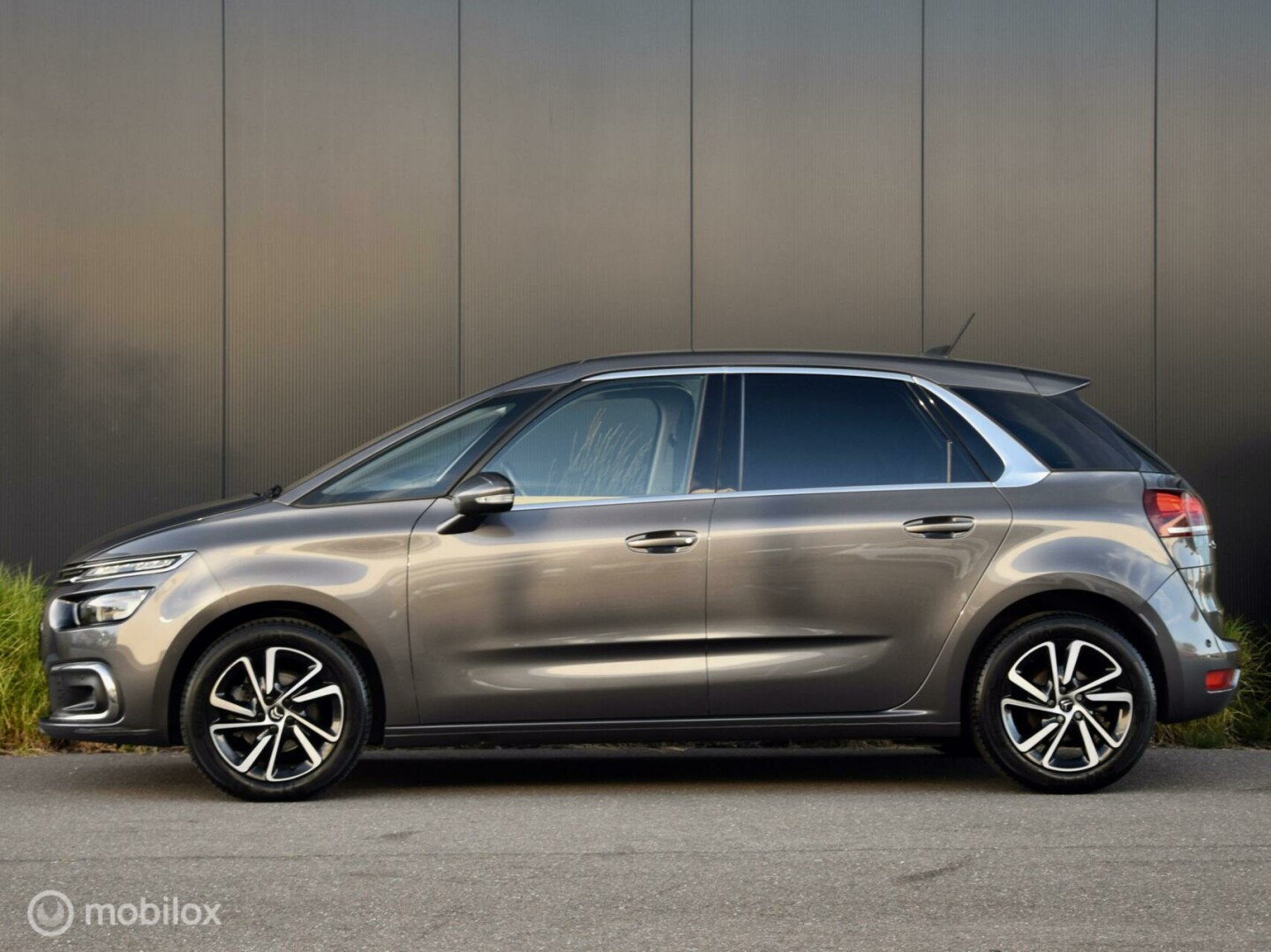 Citroën-C4 Picasso-1